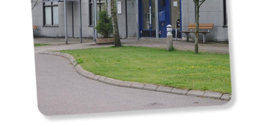 Idag är behovet av en närliggande skola fortfarande lika starkt hos de som bor här, även om målgruppen nu har breddats till att inkludera alla oavsett bakgrund.