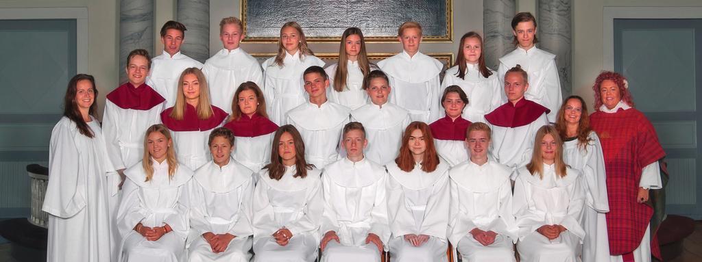 Mellanraden: Linda Waldén, Jakob Wikström, Lisa Georgsson, Erik Antonsson, Wilma Åstrand, Maja Jonsson, Oliver Lönnergård, Alice Tiinus, Fabian Hallengren, Adrian Vassi, Anton Andersson, Gustav