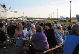 HAPPY HOUR i Lyon kl. 17-18.30 Sommartider är travtider Hoppas ni alla har haft en strålande fin sommar.