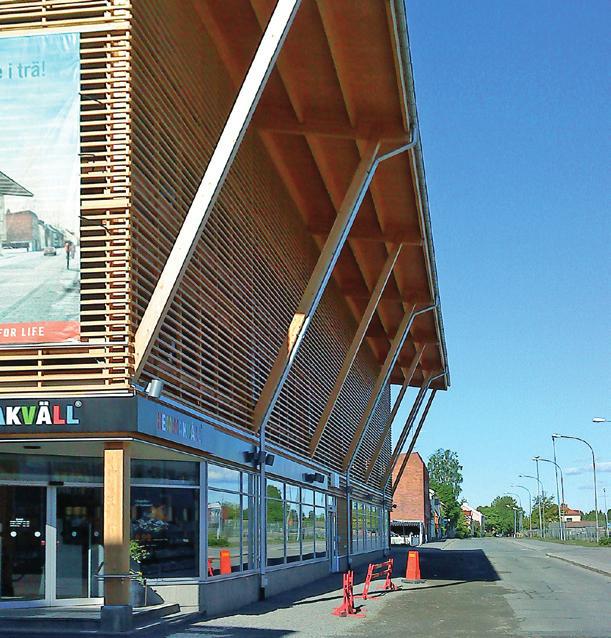 Sparbankshuset och konsul Franzéns hus Östra gathuset byggdes 1914 för Skellefteå Sparbank och är ritat av arkitekten Viktor Åström, ursprungligen från Sävenäs.