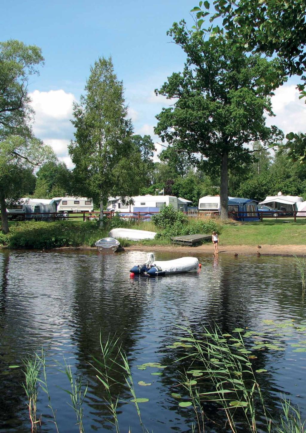 Preisliste 2017 Tagescamping Gebühr Strom 1 Januar - 20 Juni... 235 SEK... 40 SEK 20 Juni - 7 Juli... 300 SEK... 40 SEK 7 Juli - 7 August... 350 SEK... 40 SEK 7 August - 28 August... 300 SEK... 40 SEK 28 August - 31 December.