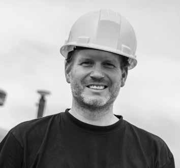 Utöver krävande arbetsmiljöer i infrastruktur, skog eller rivning klarar den också av finkänsliga uppgifter snabbt som normalt sett är avsedda för mindre maskiner.
