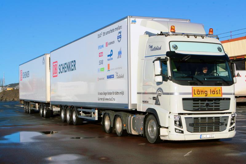 Tyngre eller tyngre och längre fordon Tyngre (74 ton) Ökning av transportarbetet (tonkm) Oförändrat vägtrafikarbete