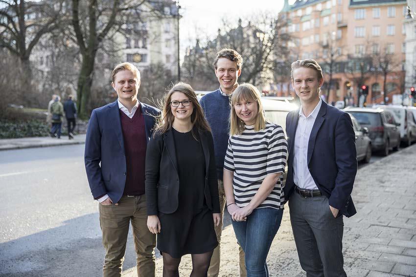 1. 3. 5. Operativ modell Foto: Tobias Ohls 2. 4. Nuvarande deltagare i Volati Management program: 1. Niklas Gustavsson 2. Caroline Sjödahl 3. Pontus Ljungblad 4. Hanna Pettersson 5.