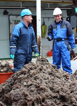 Sådan kunskap är även en förutsättning för annan forskning om organismer (fysiologi, ekologi med mera) liksom för naturvården och förvaltningen av vår biologiska mångfald.