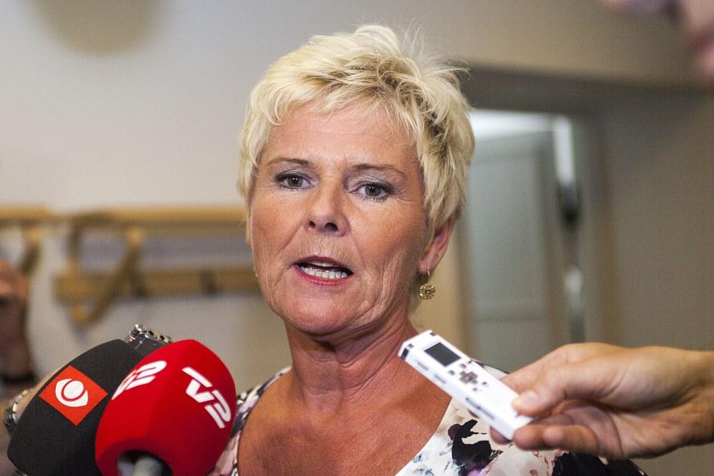 LIZETTE RISGAARD, NY LO-FORMAND: VIL KÆMPE FOR DEN NORDISKE AFTALEMODEL Lizette Risgaard gik til kamp mod lavprisflyselskabet Ryanair og fik rettens ord for, at danske løn- og arbejdsvilkår skal