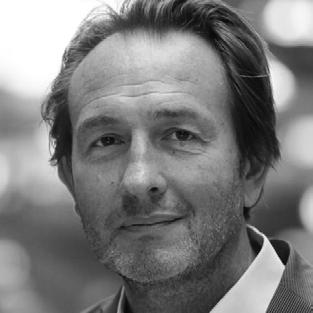 Är idag VD på First North Nasdaq-listade SpiffX AB och sitter i flera styrelser, både i privata och marknadsnoterade bolag.