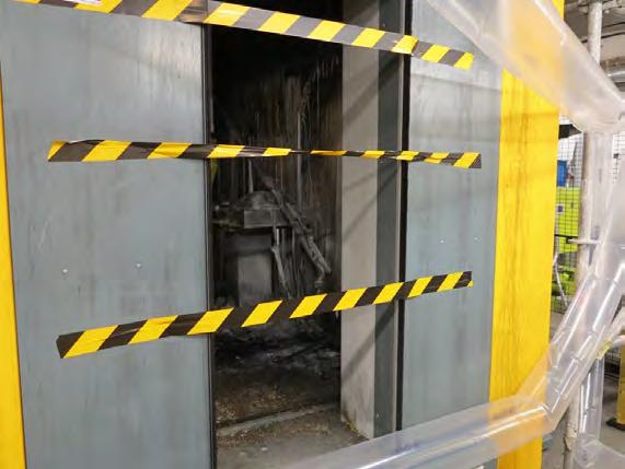 Sammanfattning Onsdagen den 29 november 2016 startar en brand i en fräs i en verkstadslokal på Konstnärligt campus tillhörande Umeå universitet.