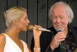 Han ska bli min Rafael Edholm & Sanna Ekman med en stor repertoar, allt från Beppe Wolgers, Hasse & Tage, Povel Ramel, Monika Zetterlund och Cornelis Vreeswijk till nyskriven musik.