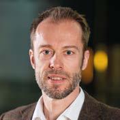 Andra pågående uppdrag: Senior Vice President på Fingerprint Cards, Head of Business Line Smartcards. Tidigare uppdrag (de senaste fem åren): Global säljchef på Fingerprint Cards.