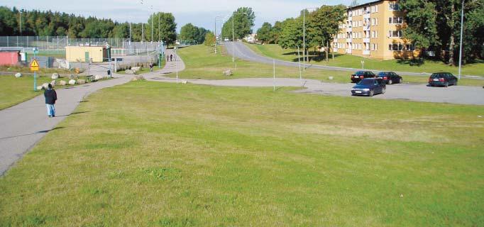 48 RINKEBY 16. Rinkebydalen, östra delen karaktärer Låganvända gräsytor Bollplan Omsorgsfullt utformad parkmark invid entréer och nya kommunikationsytor.