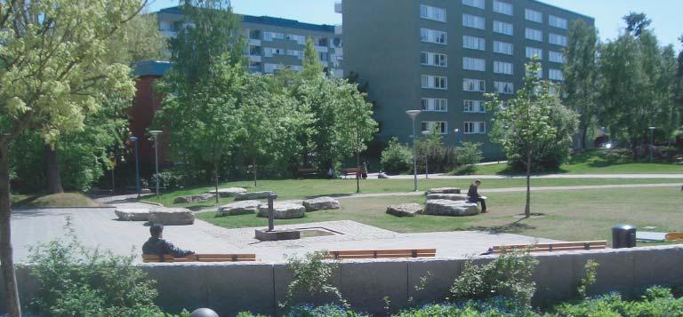 38 RINKEBY 6. Norra stadsparken karaktärer Finpark Norra stadsparken är en finpark med blomprakt och varierat växtmaterial. En finpark som tillmötesgår de boendes behov av rofyllda platser.