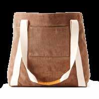Strl: 49x39x15 cm, rymmer 28,5 L.