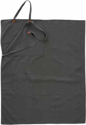 Fickan på pläden passar bra till förädling så som tryck och brodyr. Strl: 130x170 cm. Förp: plastpåse. Artnr.
