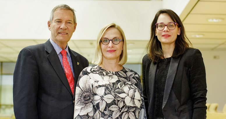 Stadsfullmäktiges ordförande: Harry Bogomoloff, Sara Paavolainen och Mari Puoskari. Stadsfullmäktige Ordförande Mari Puoskari, Gröna Första vice ordförande Harry Bogomoloff, Saml.