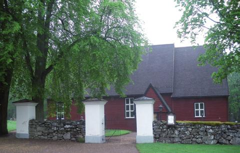 Fågelåskörens män stämmer upp i skönsång i Södra Fågelås kyrka onsdag 9 augusti kl. 19.00. Tornrunda Passa på att besöka bl.