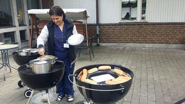 även höll i sig över lunchen.