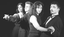 Att plötsligt få brorsor som visar sig vara helt vilda, egensinniga och busiga kan vara befriande men tröttsamt till slut. (Teater Pero) 10/9 15.