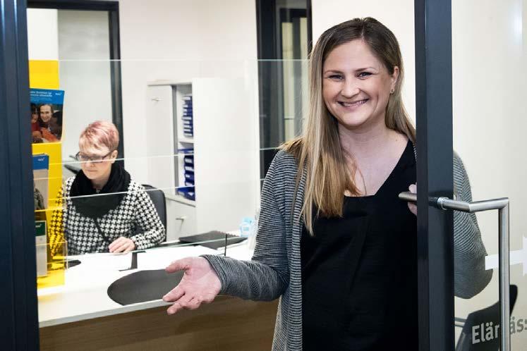 Enhetlig praxis för grundläggande utkomststöd Teamchefen för utkomststödet Chris-Marie Hyden-Sorsa berättar om behandlingen av ansökningar om grundläggande utkomststöd på Mittiallt.