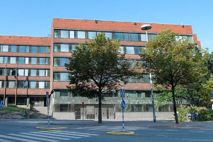 Delegationer Folkpensionsanstaltens huvudkontor i Tölö i Helsingfors.
