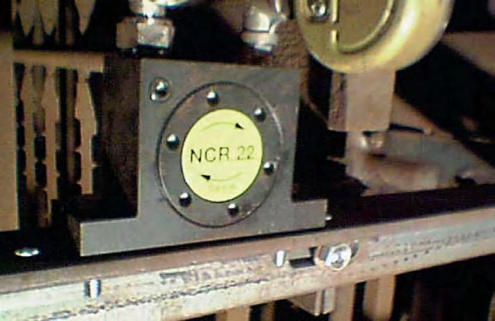 Lofgren Engineering NCR Arbets moment [cmkg] Nominell frekvens [min 1 ] Centrifugal kraft [N] NCR 3 0,031 22.6 30.4 34.304 88 1.5 2.000 55 NCR 0,2.1 24.5 2. 2.28 3.363 4.311 1 NCR 22 0,224.0.0 21. 3.3 4.33 5.