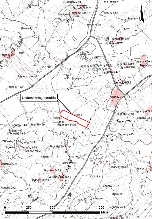 Jakten på det försvunna skeppet 7 Figure 3. Section of GSD-Property map, sheets 8A 0j, 8B 0a, with the investigation area and nearby ancient remains marked. Scale 1:10 000.