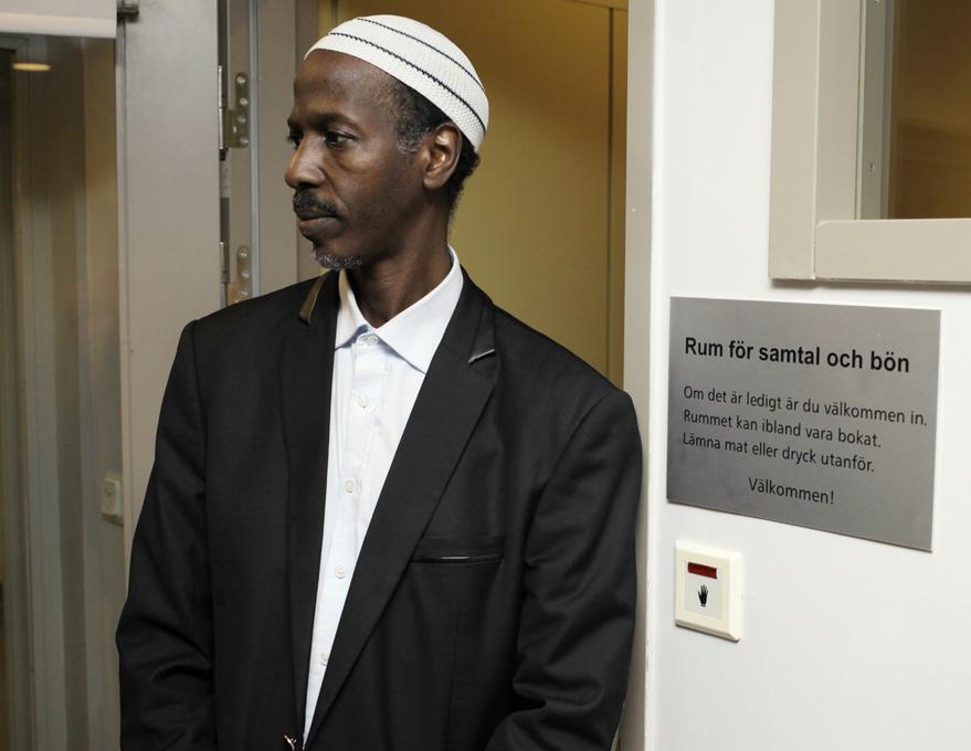 R E L I G I Ö S A O C H K U L T U R E L L A V Ä R D E N I olika samhällen har religionen olika betydelse för människor. Det skiljer sig också mellan olika människor inom samhällen.