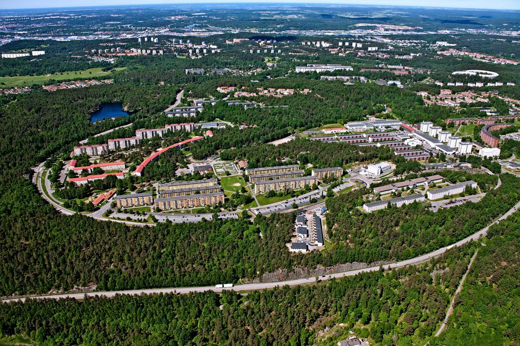 dnr 0376/13 GODKÄNNANDE HANDLING 2016-01-19 PROGRAM FÖR BERGSJÖN SYFTE ÖVERSIKTSPLANEN Programmets syfte är att skapa möjligheter för stadsutveckling och komplettering av bebyggelsen utifrån fokus på