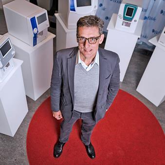VD Ernst Westman har ordet FÖRSÄLJNING OCH GEOGRAFISKA MARKNADER Försäljningen det första kvartalet uppgick till 84 MSEK vilket är en ökning med 12 procent jämfört med motsvarande kvartal 2015.
