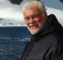 Haveriet har hängt i luften Svenske sjökaptenen Peter Skog har varit befälhavare på havererade M/S Explorer i många år och säger att han är chockad och bedrövad över uppgifterna om att fartyget