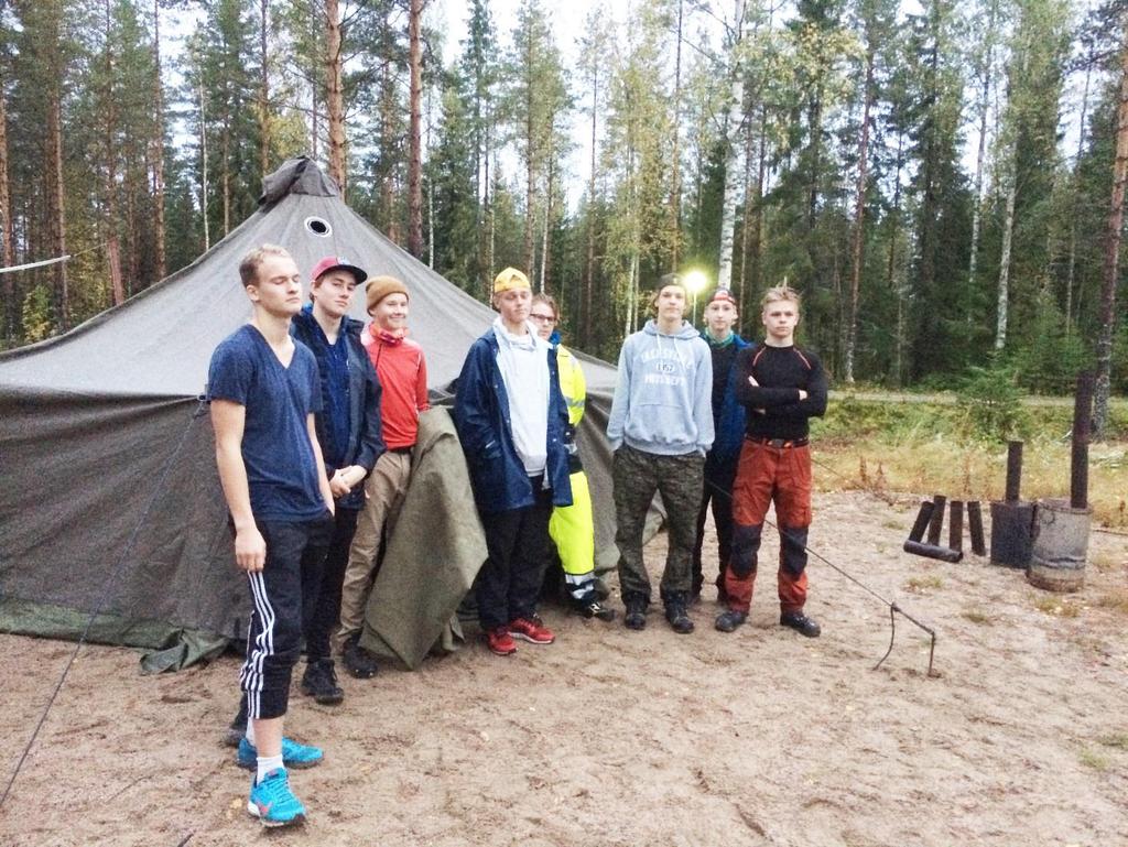 Arbeta dig systematiskt genom alla perioder så att du har gjort alla dina kursval senast en vecka innan skolstarten. Du har då också läsordningar för hela skolåret. OBS!