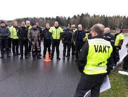 vid gokartbanan på Rörken. Vår ordonnansansvarige Sören Uppman berättade om dagen och vilka övningar vi skulle göra.
