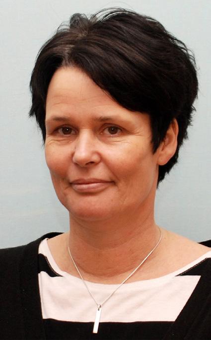 Utom på torsdagar, i Ljustorp i Medelpad. Vi visste ingenting innan, säger Johanna Lundberg som tillsammans med kompisarna Sofia och Emma Sjöström hoppade på en studiecirkel i mopedrenovering.