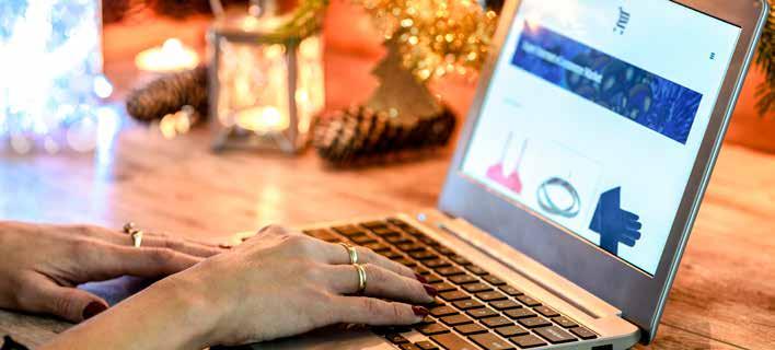 Det betyder att en allt större andel av julhandeln fortsätter att flytta ut på nätet. Tittar vi tillbaka ett par år till 2014, så stod e-handeln för cirka 24 procent av den totala julhandeln.