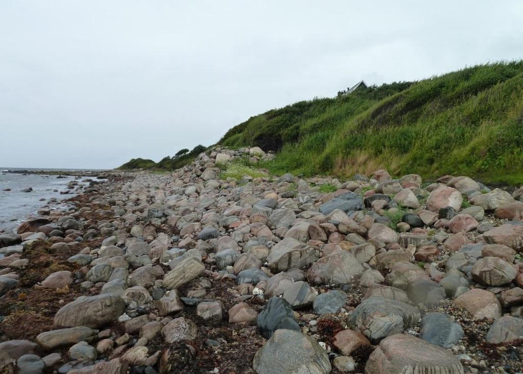 Figur 2-42 Ackumulation av sand och grus norr om hamnen i