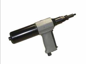 0 bar Kapacitet Aluminium öppen och sluten Stål öppen och sluten Rostfritt Stål öppen och sluten M3 - M8 M3 - M6 M3 - M5 PNT812 Hydraul-pneumatiskt verktyg med pistolgrepp