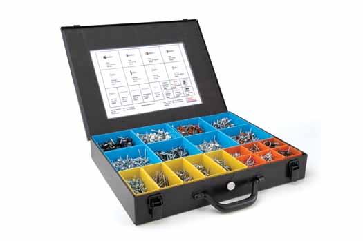 Kits Emhart Plåtslageri Kit Bestnr: 32560 Vikt: 8,3 kg Innehåll: Bestnr Beteckning Antal Sidreferens Bestnr Beteckning Antal Sidreferens 45736 KOF 5,2x28 Svart 90 272 45849 PKR 4,8x35 70 283 45737