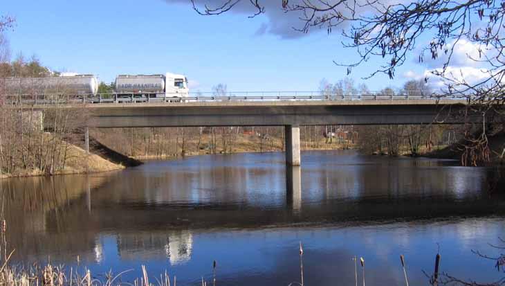 Vid Hallsjö passeras område Ljungby nr 4 i Kulturmiljövårdsprogrammet för Kronobergs län (se figur.7). Området sammanfaller med Riksintresse för kulturmiljövården, G.