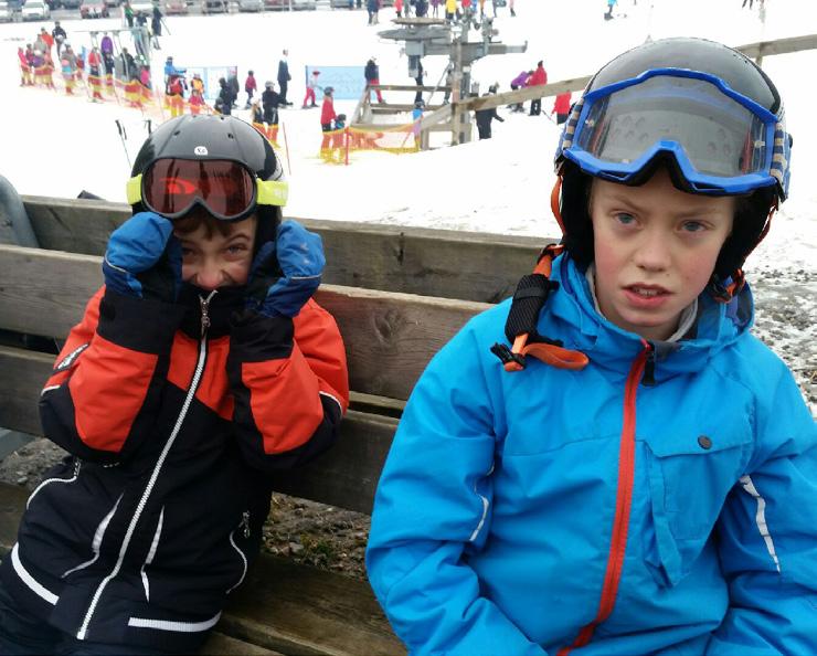 RESAN GICK TILL ULRICEHAMN Efter att vid två tillfällen arrangerat skidresor till Hestra och Isaberg gjordes första helgen i februari en församlingsresa till Ulricehamn Ski Center.