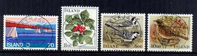 2000 190 Samling till 2008 i Två Leuchturmalbum med fickor. Mest stämplat. Bla 5kr Två Kungar. F ca 50.000kr. 2000 Ex 191 191 CARITAS 1904-5,1911 kpl inkl dubletter samt Thorwaldsen 1913-99 kpl.