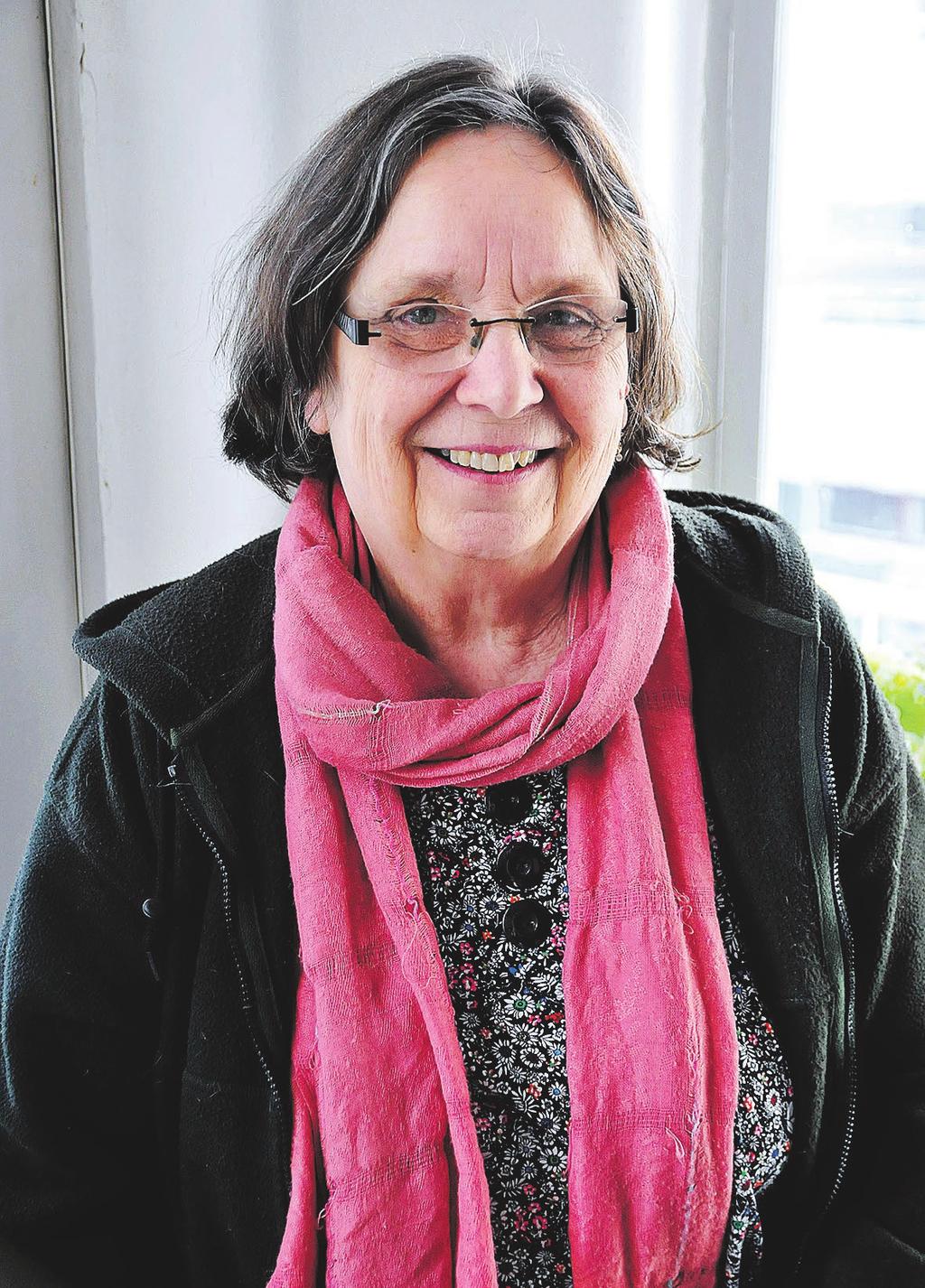 SKRIVKURS Skriv ditt liv med Viveca Viveca Stenius har skapat ett skrivprogram som hjälper deltagarna att lösa upp knutar genom att skriva ned sitt liv.