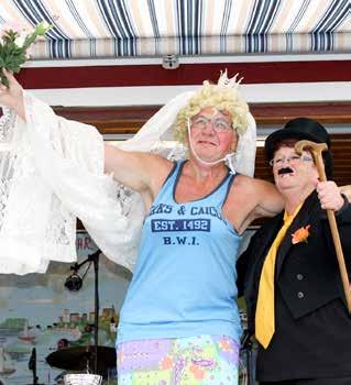 I spetsen för denna kortege går som vanligt Vänersborgs stadsmusikkår. PRO Melleruds teatergrupp vann kortegen 2016. Vänersborgs stadsmusikkår leder kortegen även i år.