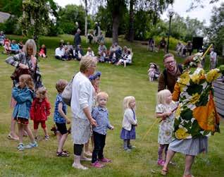 Fiskdammen var populär bland barnen och den sponsrades av Bloms Varuhus. Populär var också dansen runt majstången som Anders Ljungqvist ledde med hjälp av Ingemar Bengtsson på dragspel.