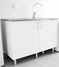 Klädvård Marbodal, Franke Deluxe F12, Tvättbänk Bänkskåp med lucka: Arkitekt vit Handtag: Tråd, rostfri, 128mm. Låsbart medicinskåp ingår. tädskåp och blandare väljs separat.