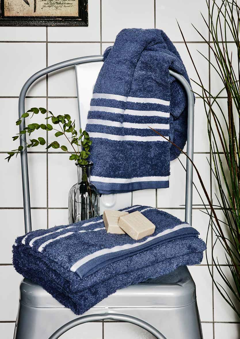 SPA SET Från Bercato, innehåller; badbomb, shower gel, body lotion, skrubbsvamp.