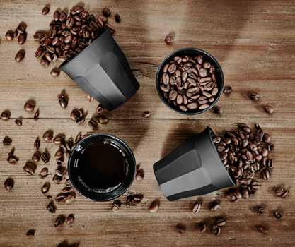 FRENCH-PRESS ANTRACITE En bryggare som pressar kaffet på det klassiska franska sättet.