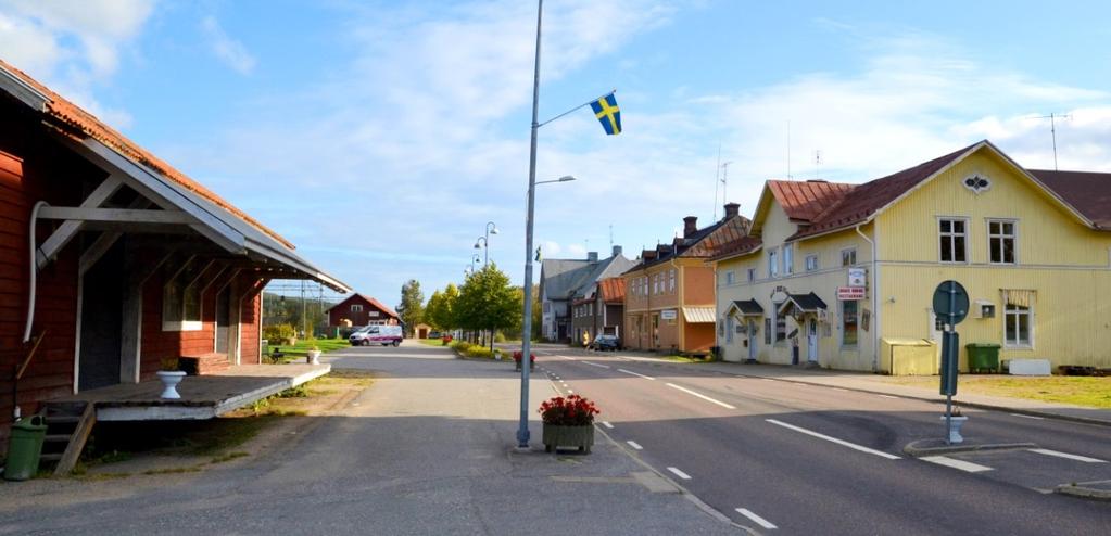 Holmsveden Holmsveden är beläget 27 kilometer sydväst om Söderhamn och är den centrala orten för en bygd med 10 byar.