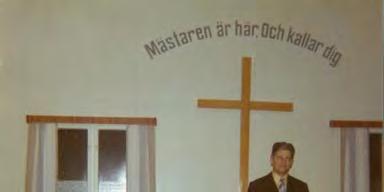 missionshusets estrad. Källor: - Historiska missionsuppgifter från Långedrag av Carl Nilsson - Guds ord hade framgång.