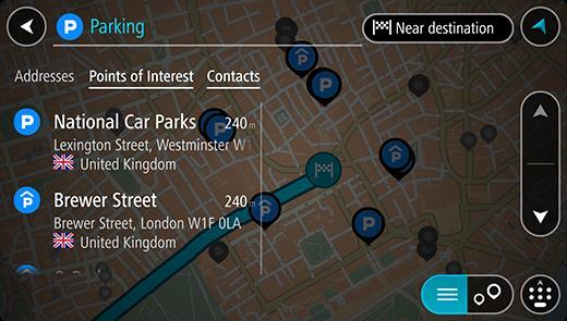Du kan ändra skärmen så att en lista över parkeringsplatser visas när du trycker