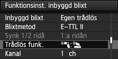 Du an ändra blixtförhållandet mellan din separata Speedlite och den inbyggda blixten för att på så sätt justera hur suggorna framträder i motivet.